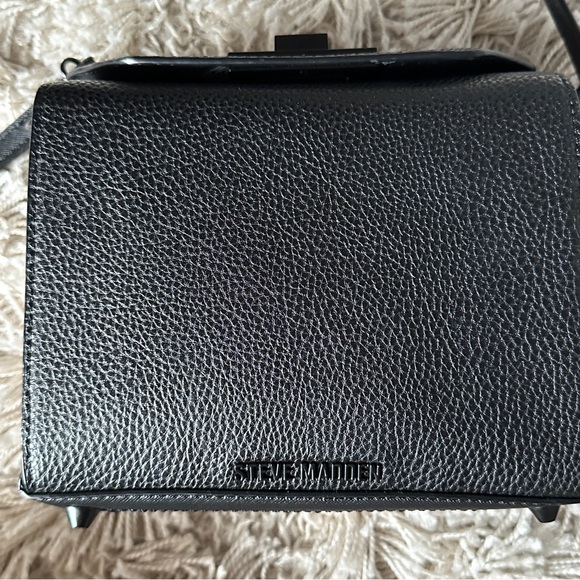 Steve Madden Black Pebble Leather Box Crossbody. NWOT - Picture 2 of 6